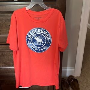 Boys Abercrombie kids tshirt size 15/16